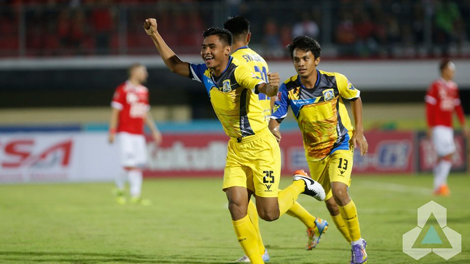 Asnawi Bahar saat mencetak gol ke gawang Bali United Copyright: &copy; GTS